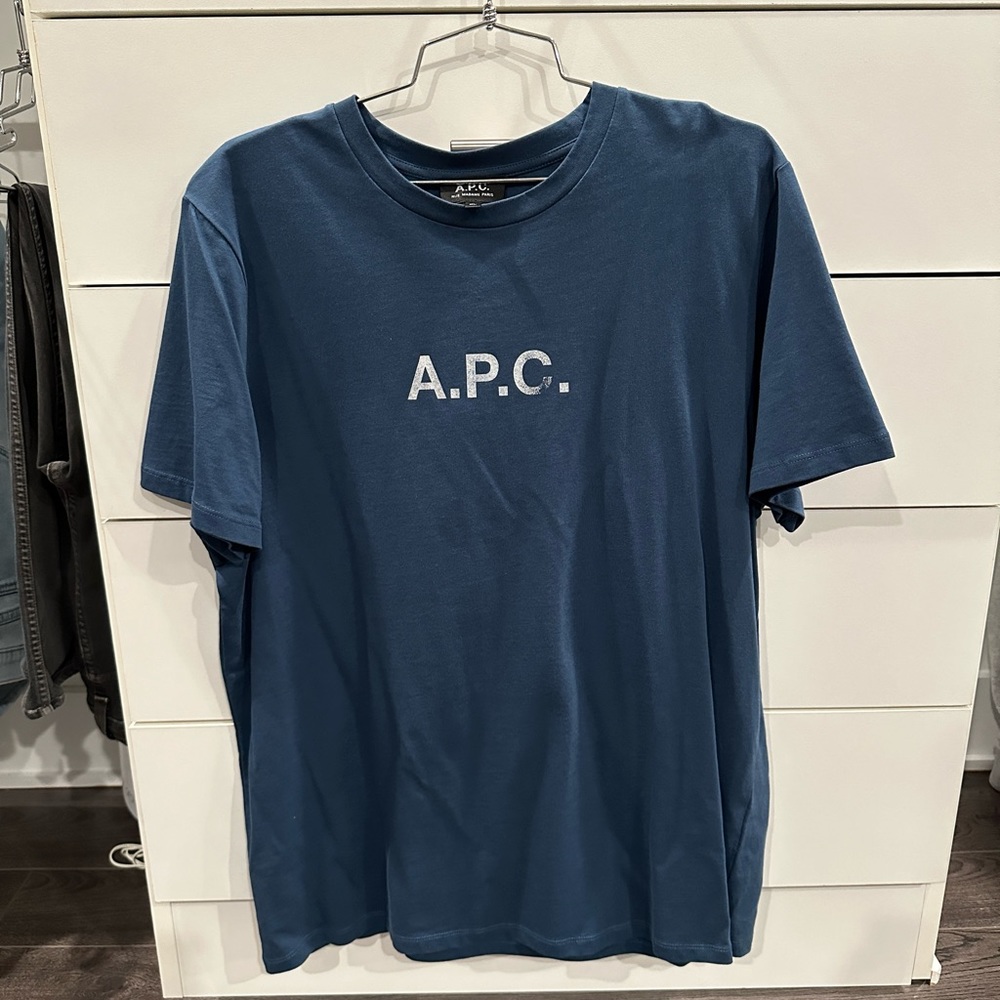 APC T SHIRT